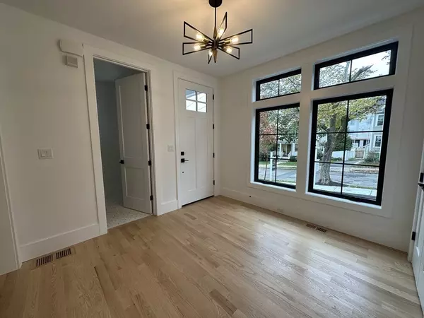 Newton, MA 02464,26 Wetherell Street #26