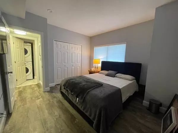 Lynn, MA 01904,196 Locust St #2-106