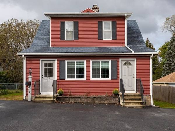 28 Stebbins St, Worcester, MA 01607