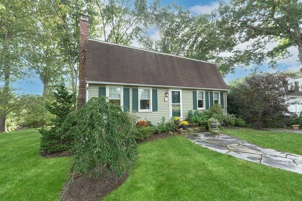 88 Bridge Street, Medfield, MA 02052