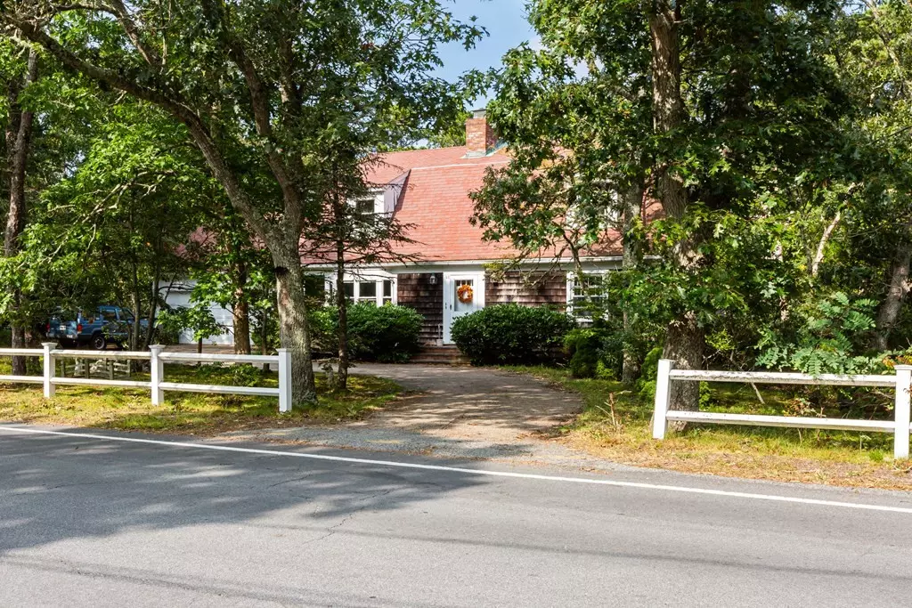 Harwich, MA 02645,152 Pleasant Bay Rd