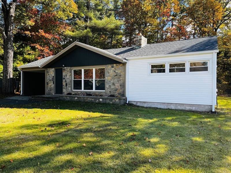 601 Amherst Road, Granby, MA 01033