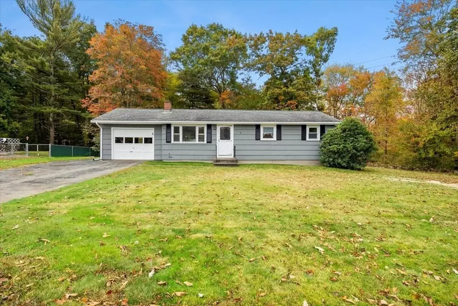 132 Brooks Pl, West Bridgewater, MA 02379