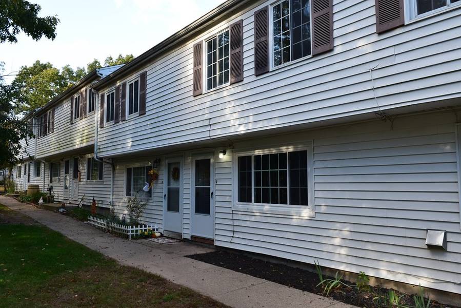 12 Keenan Rd #12, North Attleboro, MA 02760