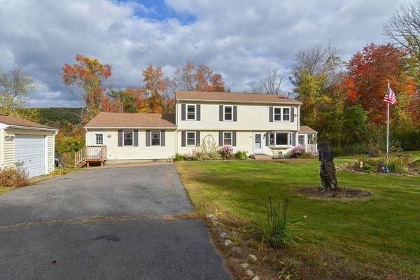 Warren, MA 01083,381 South St