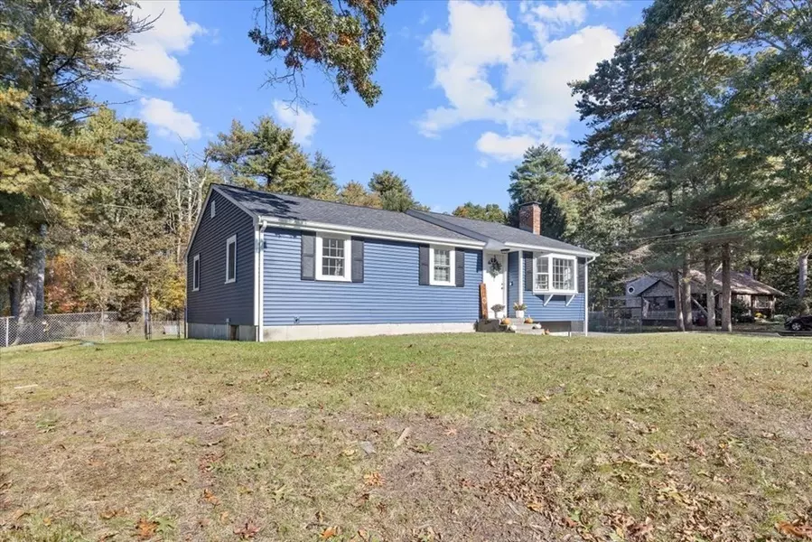 16 Chestnut St, Middleboro, MA 02346