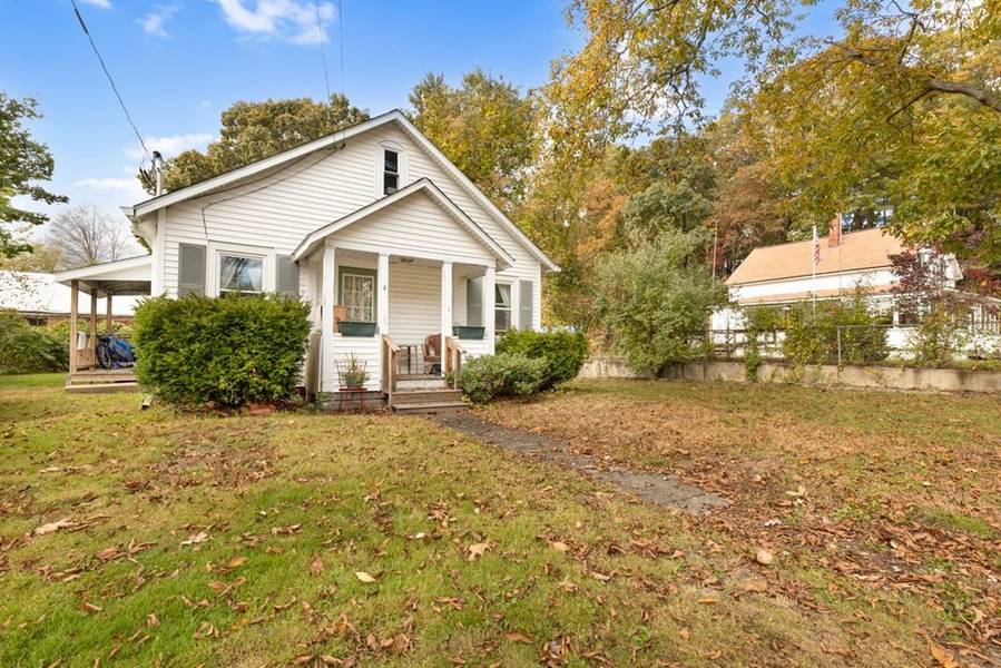 4 Benjamin Rd, Shirley, MA 01464