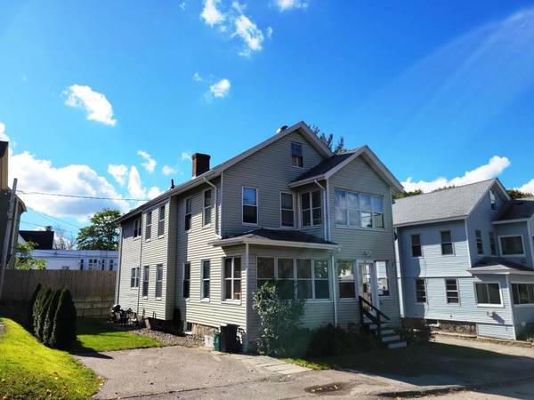 5 Rankin St, Worcester, MA 01605