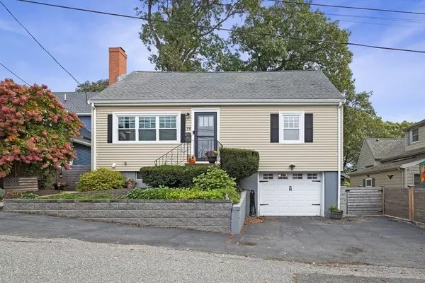 19 Bulfinch Ter, Lynn, MA 01902