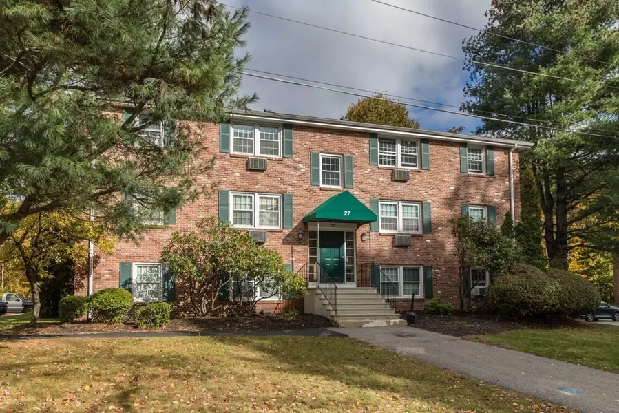 27 Ridgewood Lane #14, Gardner, MA 01440