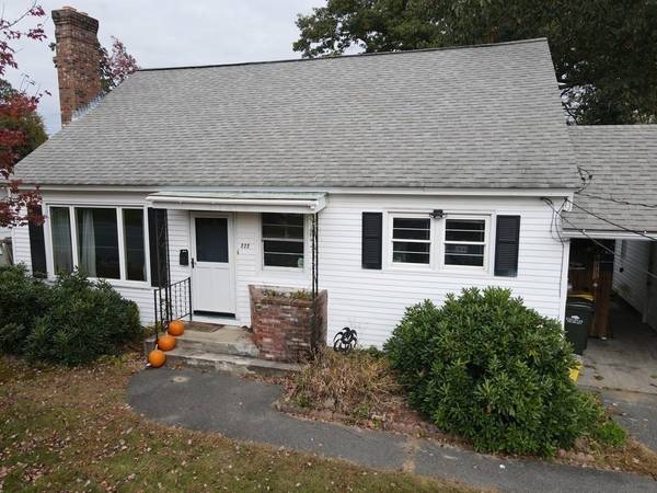 222 W River St, Orange, MA 01364