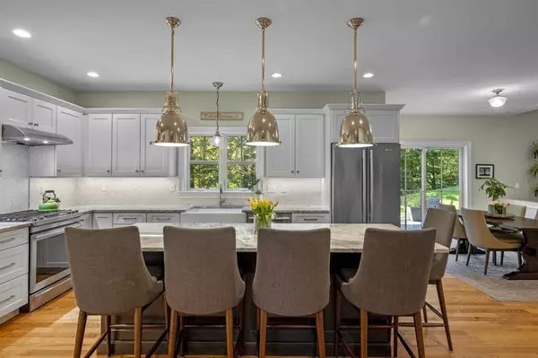 Hamilton, MA 01982,639 Essex St