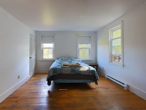 Heath, MA 01346,92 Burrington Rd