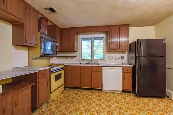 Lexington, MA 02421,37 Philip Rd
