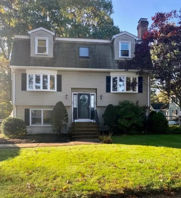 22 Glen Ave, Burlington, MA 01803