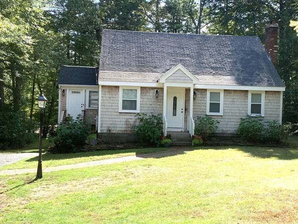 1246 East Washington Street, Hanson, MA 02341