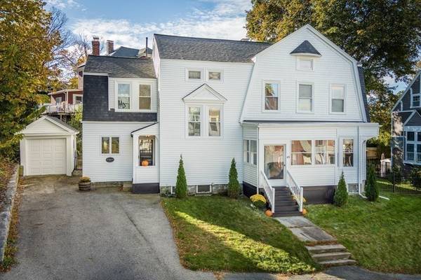 45 Talbot St, Lowell, MA 01852