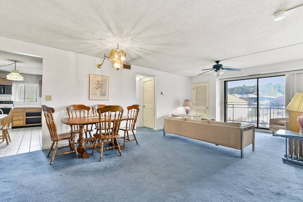 Lynn, MA 01904,196 Locust Street #208