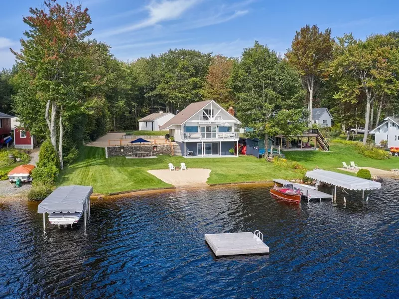 84 Lakeshore Dr, Ashburnham, MA 01430