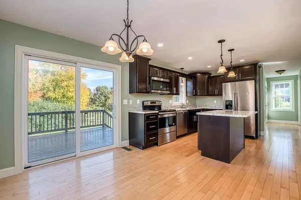 Lakeville, MA 02347,7 Shamrock Lane