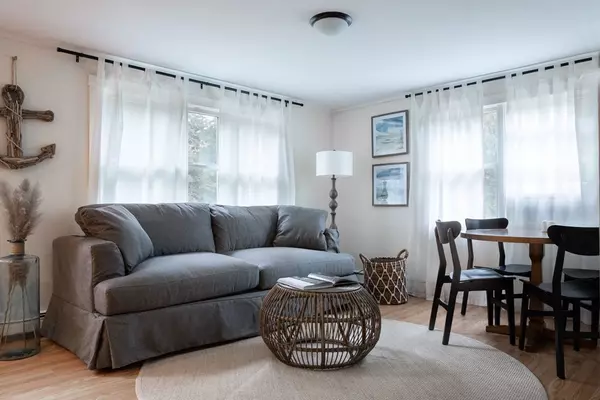 Eastham, MA 02642,1344 Massasoit Rd #1344