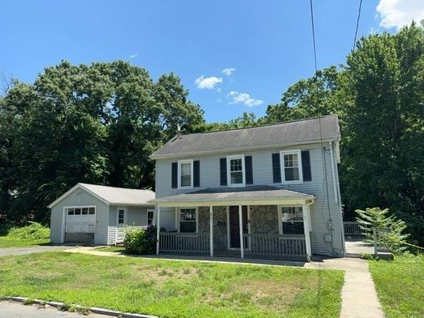 97 David St, Springfield, MA 01104