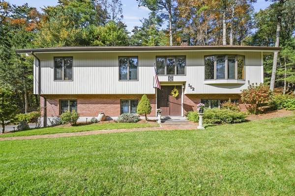 152 Brentwood Drive, Southbridge, MA 01550