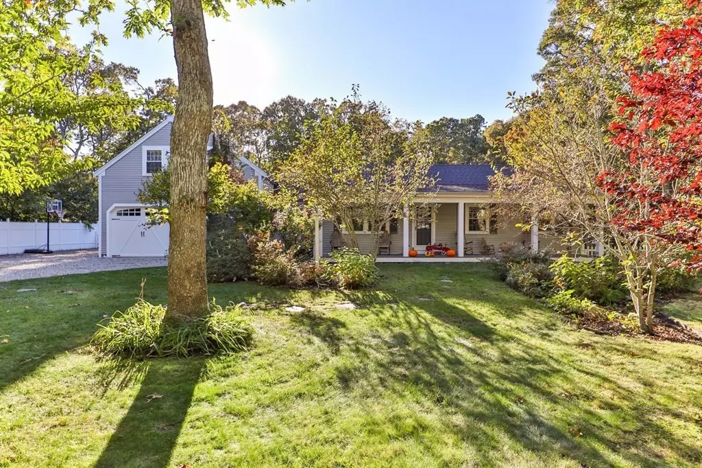 Brewster, MA 02631,86 Ebenezer Ln