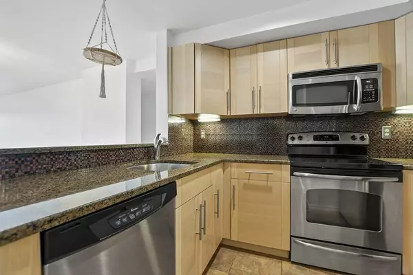 Newton, MA 02464,173 Oak St. #109W