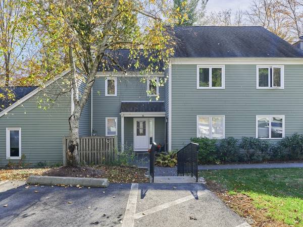 41 Fifer Ln #41, Lexington, MA 02420