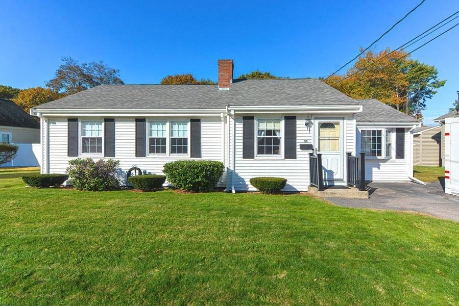 33 Richland Rd, Norwood, MA 02062