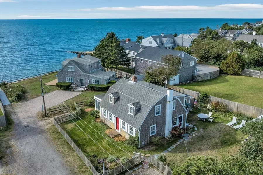 9 Beach Pine Rd, Dennis, MA 02639