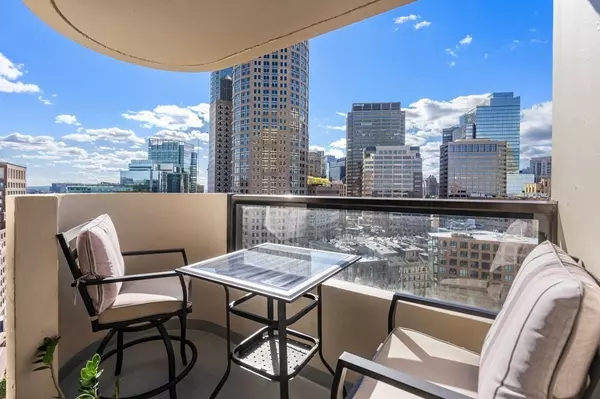 65 East India Row #19G, Boston, MA 02110