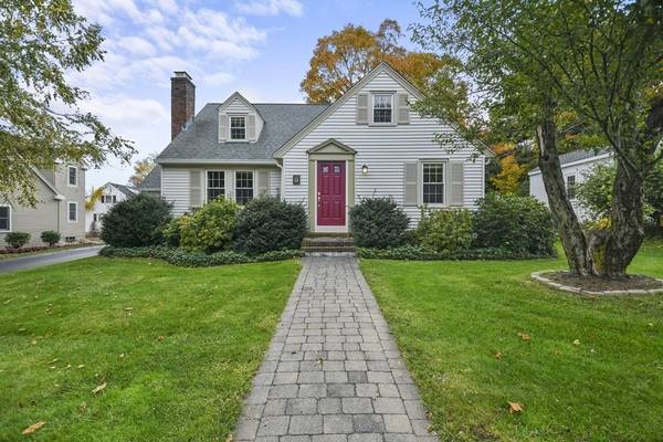 6 Richard Avenue, Shrewsbury, MA 01545