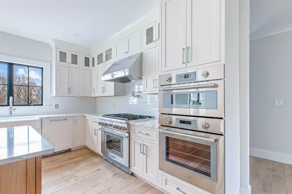 Norwell, MA 02061,18 Hitching Post Lane