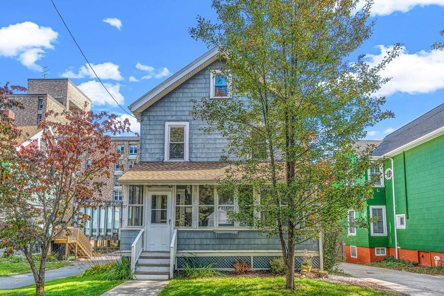 37 Greenwood St, Melrose, MA 02176