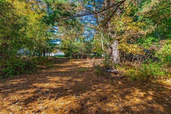 Lot 2 Deroche Circle, Ludlow, MA 01056