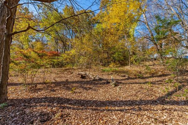 Lot 3 Deroche Circle, Ludlow, MA 01056