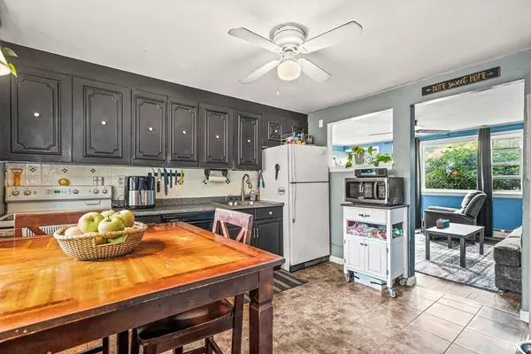 Tewksbury, MA 01876,16 Charlotte Rd