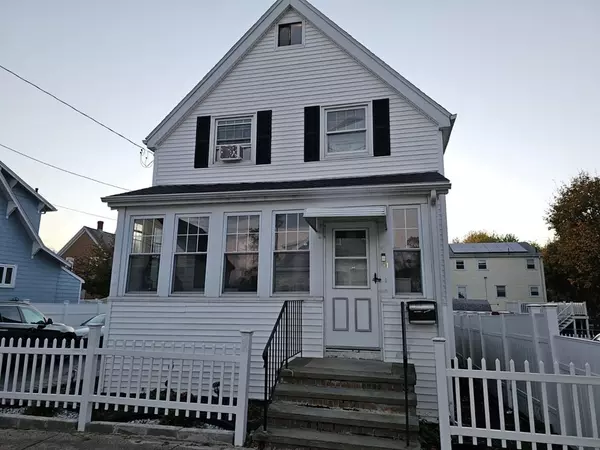 31 Maynard St, Malden, MA 02148