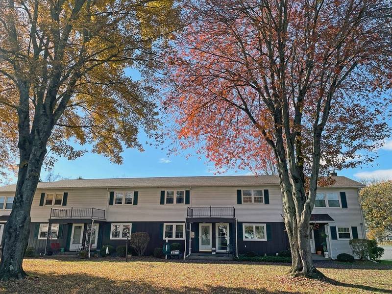 5 Keegan Lane #W5, Greenfield, MA 01301