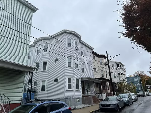 Somerville, MA 02143,8 Waldo Ave