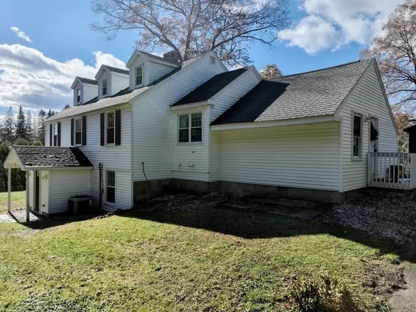 Granby, MA 01033,19 North Street