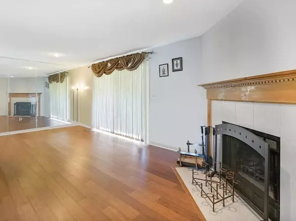 Granby, MA 01033,55 Pleasant #24