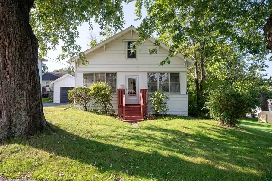 3 Aurilla St, Auburn, MA 01501