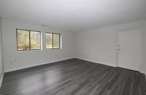 103 Colonel Bell Dr. #6, Brockton, MA 02301