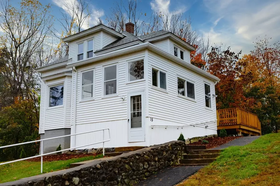 15 Draper Rd, Gardner, MA 01440