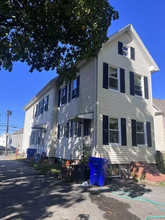 Taunton, MA 02780,74 Oak St