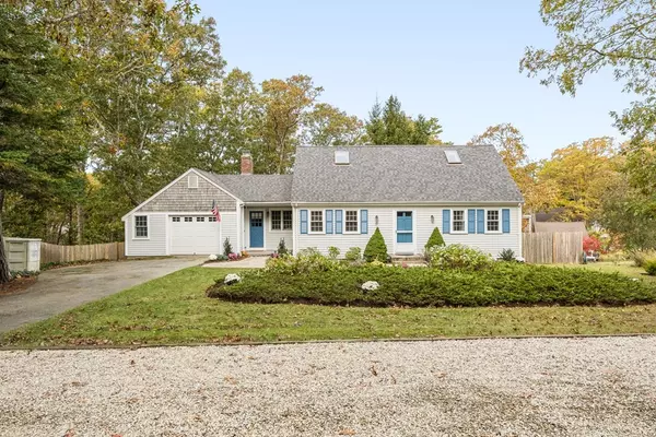 33 Lakewood Drive, Harwich, MA 02645