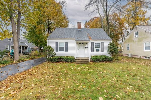 111 Mayflower Rd, Springfield, MA 01118